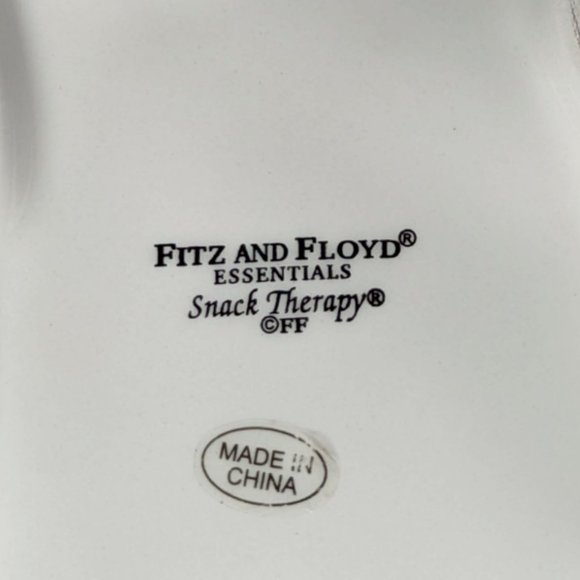 Fitz & Floyd Essential Snack Therapy Santa Plate - Picture 6 of 11